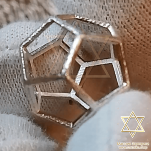 Кулон Додекаэдр – элемент сакральной геометрии (Платоновы тела) из серебра с тонкоматериальным каналом